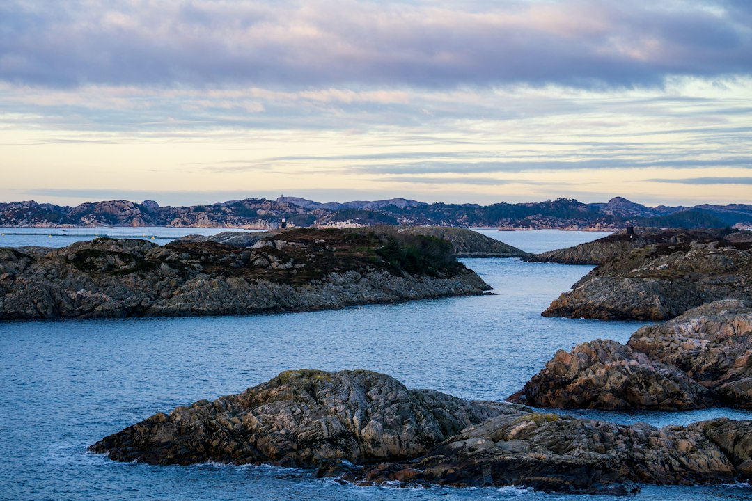 Friluftsliv i Norge: Utforsk Naturen og Aktiviteter
